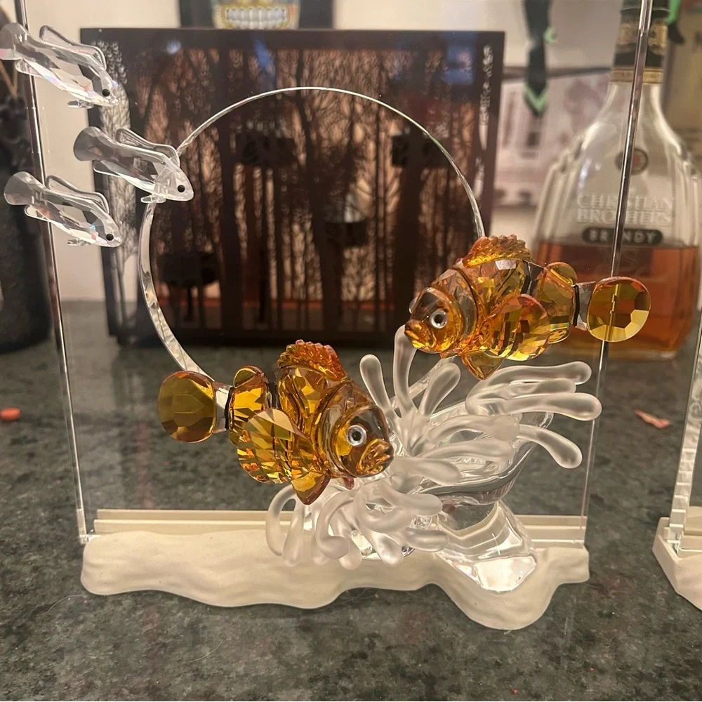 Elegant Crystal Fish Mirror Decor